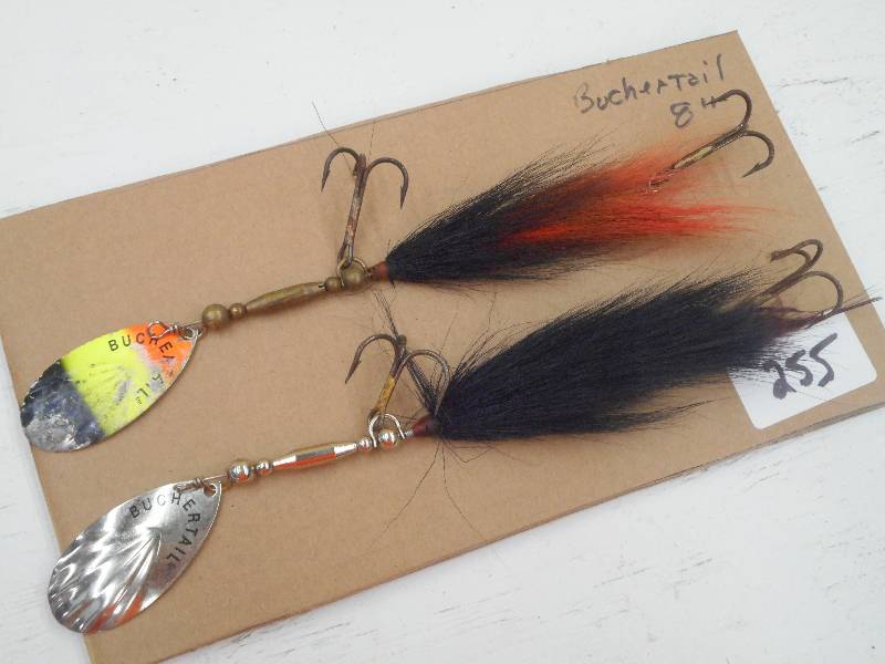 lot 255 image: (2) 8 Buchertail Muskie Lures ...