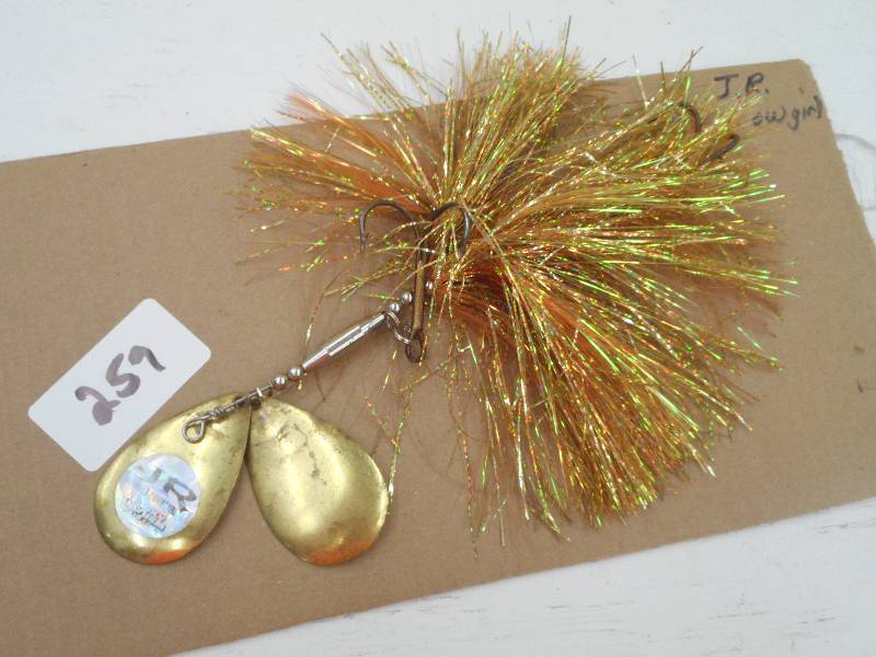lot 259 image: (1) 9 Junior Cowgirl Muskie Lure ...