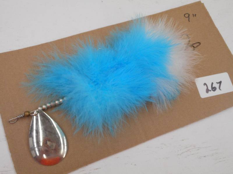 lot 267 image: (1) 9 Muskie Lure ...