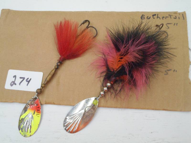 lot 274 image: (2) 5 Muskie Lures ...