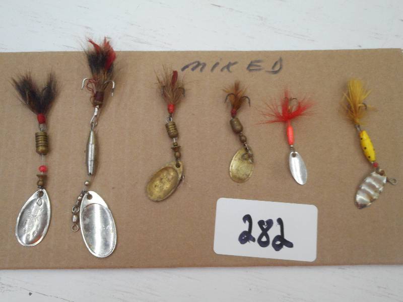 lot 282 image: (6) Mixed Spinner Lures ...