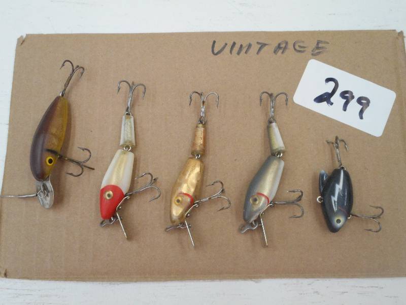 lot 299 image: (5) Vintage Fishing Lures ...