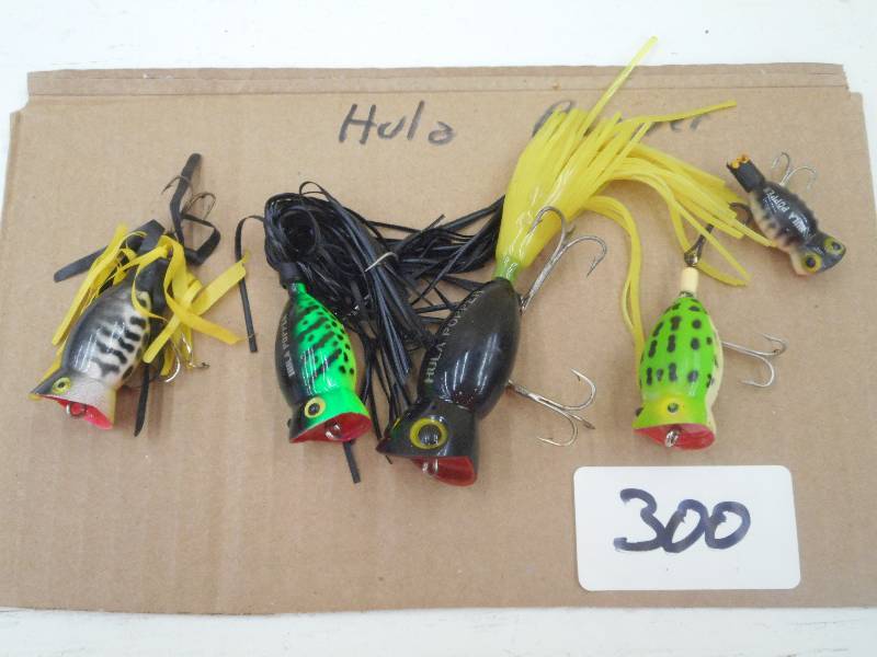 lot 300 image: (5) Hula Popper Lures ...