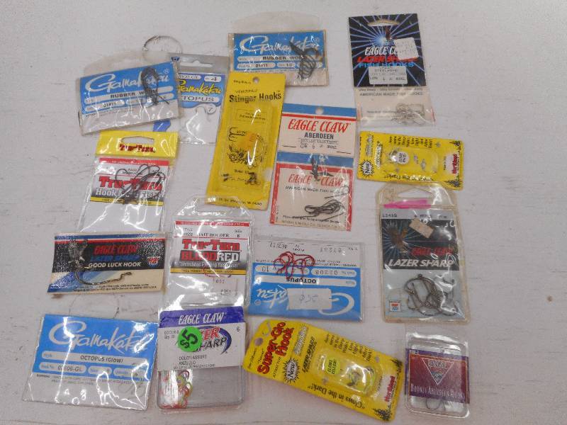 lot 352 image: Lot Of Assorted Unused Tackle ...