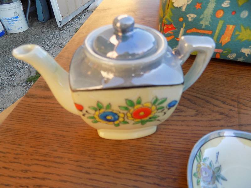 Childrens Tea Set