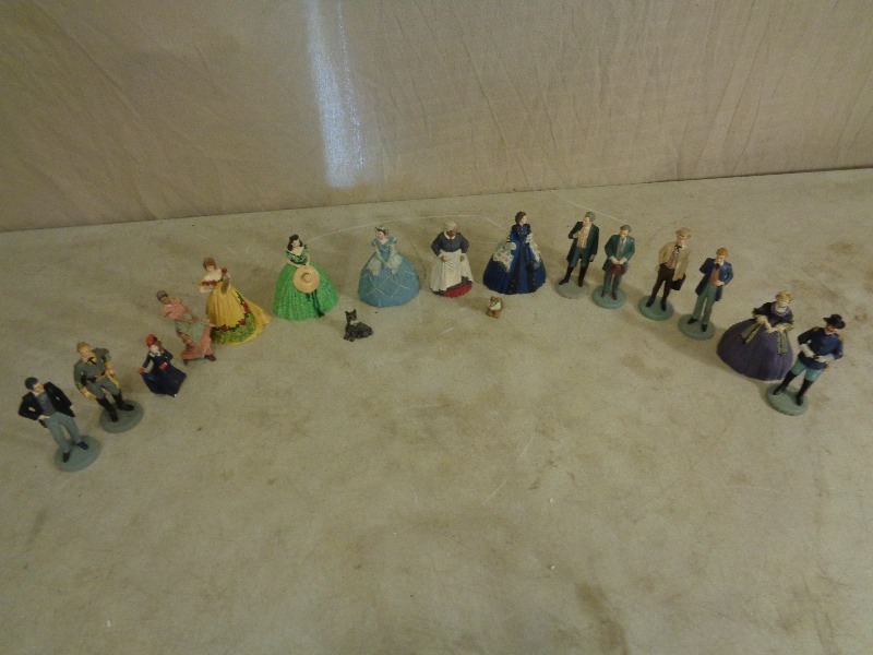 lot 25 image: 1990 The Franklin Mint Figurines