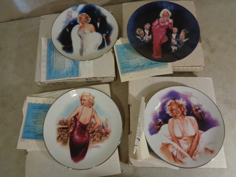 lot 46 image: 4 Marilyn Monroe Delphi Collector Plates