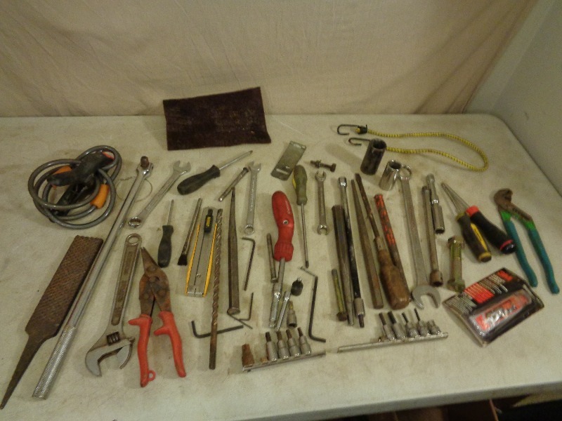 lot 79 image: Snap On Allen Sockets and Assorted Tools