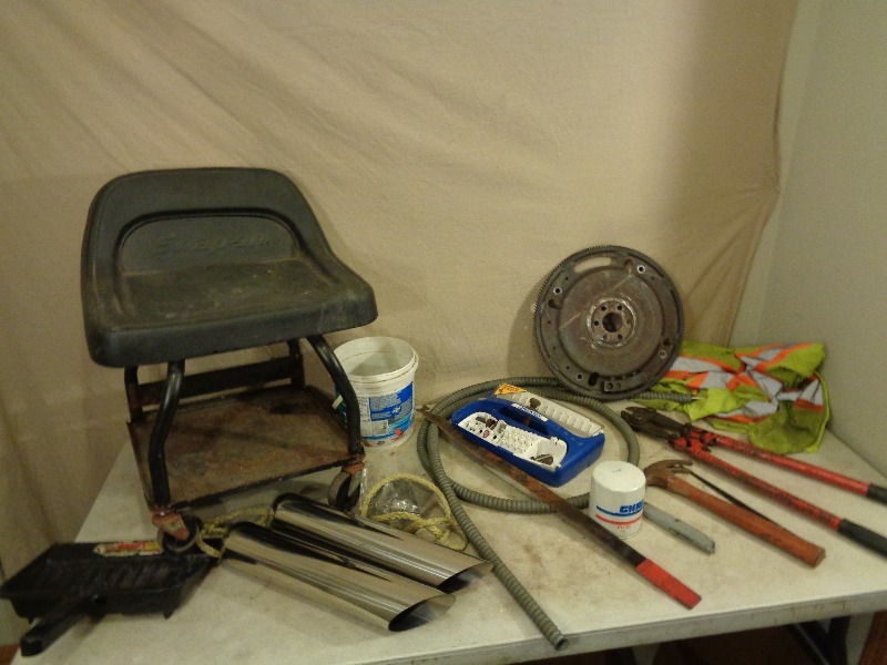 lot 84 image: Snap On Stool and More