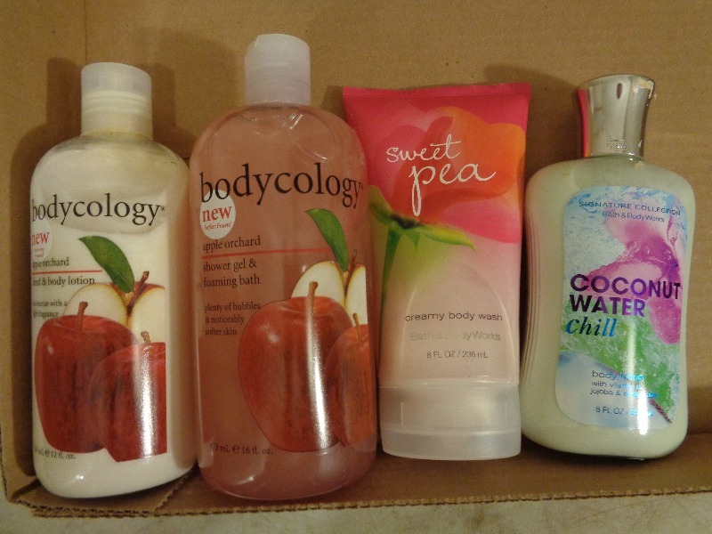 lot 112 image: New Bath and Body Works Items and More