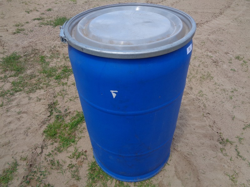lot 31 image: Plastic Barrel
