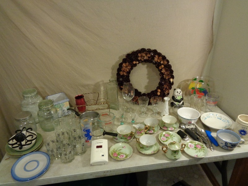 lot 144 image: Anchor Hocking Glass Jar, China, and More
