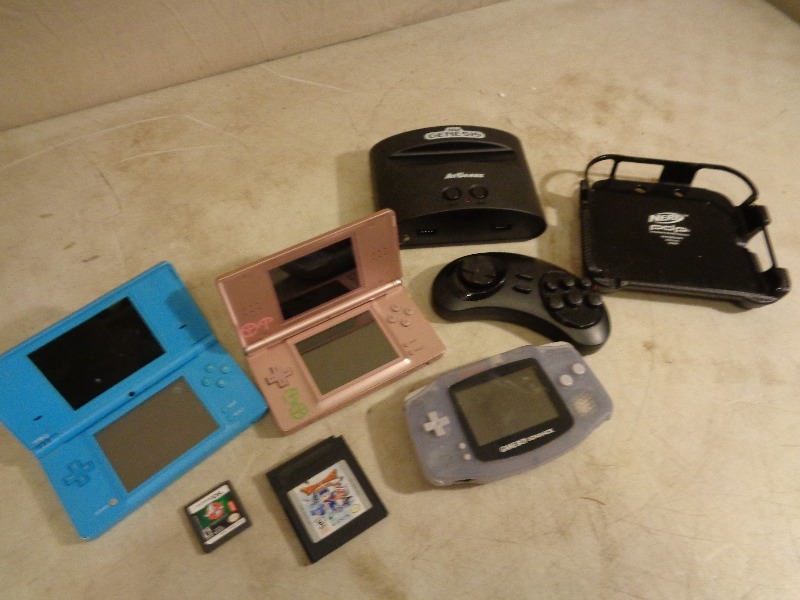 lot 152 image: Nintendo DS Lite, Nintendo DS, and More