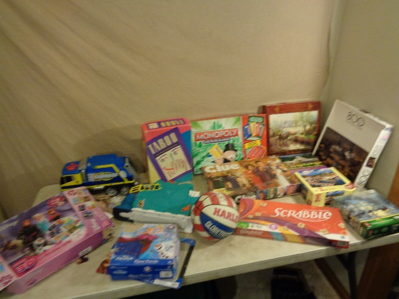 lot 153 image: Games, Puzzles, and More