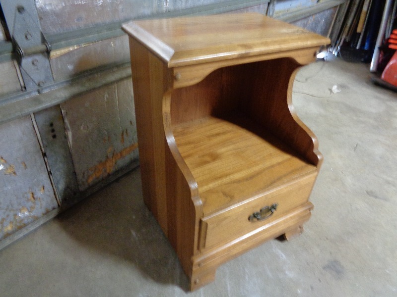 lot 118B image: Small Night Stand  Storage Nook