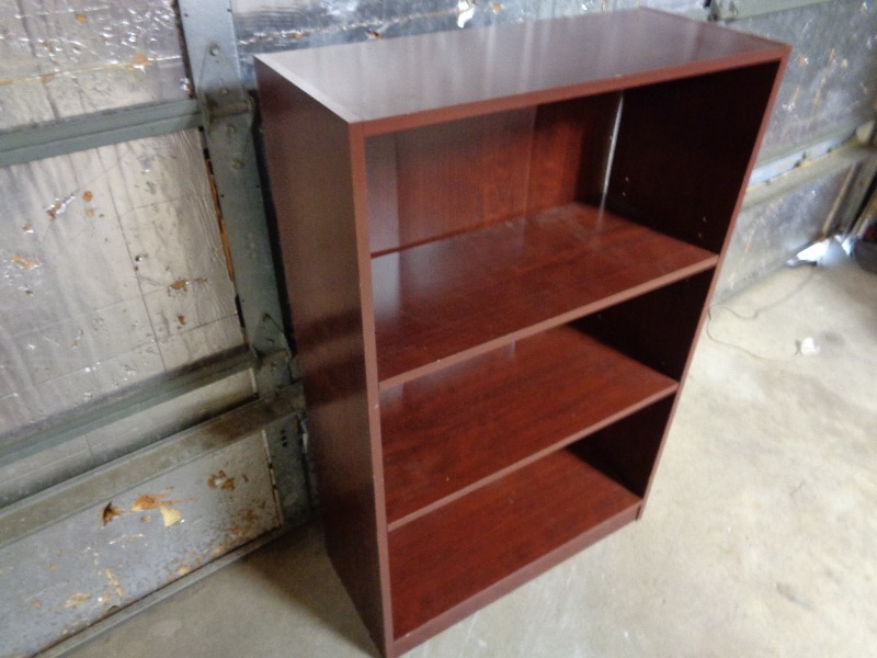 lot 118C image: Bookshelf