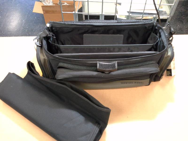 lot 250 image: Shooters Ridge Shooting Bag