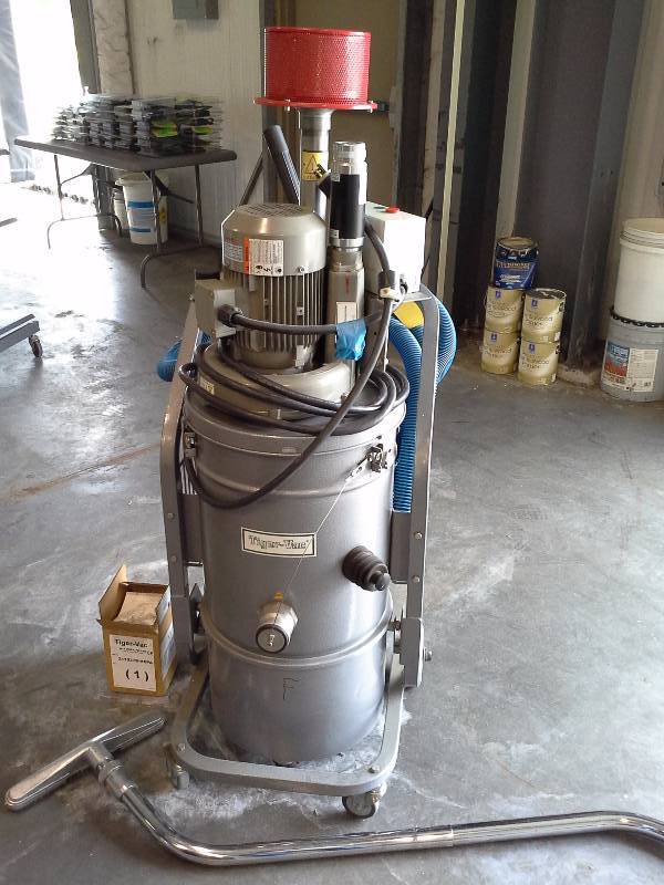 lot 151 image: Tiger Vac HLMT-20 Cleaning Machine