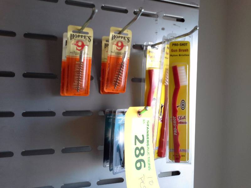 lot 286 image: Firearm Cleaning Accessories Lot