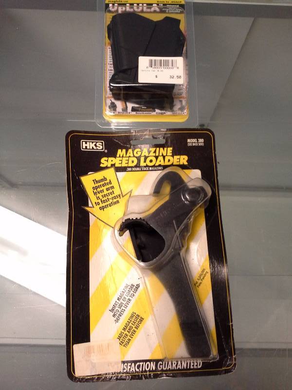 lot 332 image: (2) Speedloaders - Firearm Accessories Lot