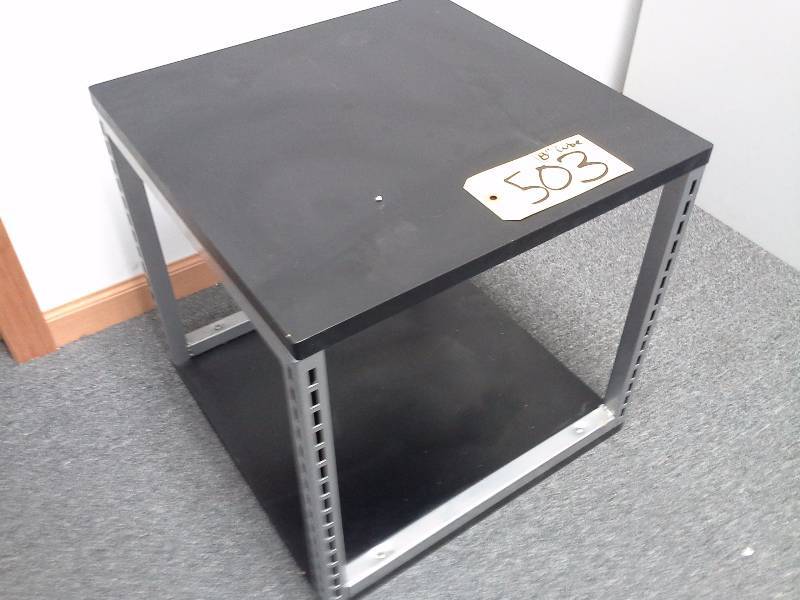 lot 503 image: Cube Table