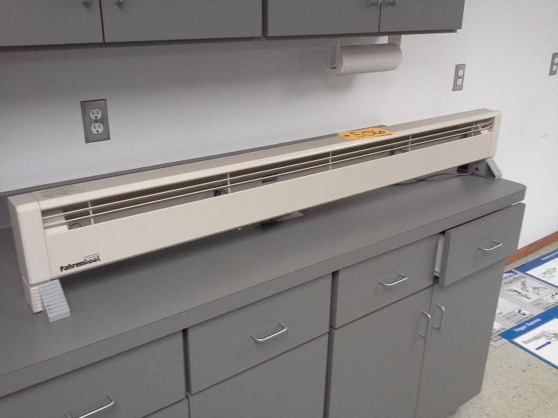 lot 506 image: Lateral Floor Space Heater