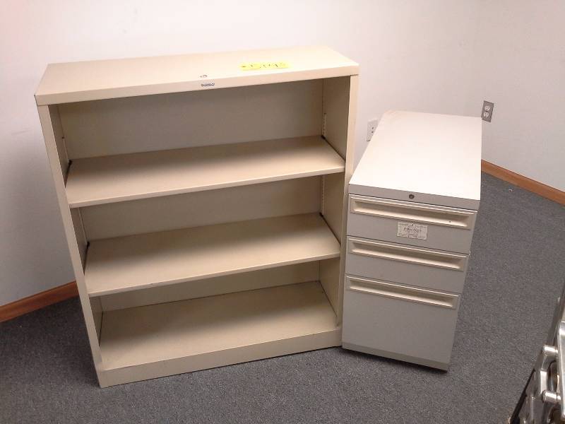 lot 514 image: Metal Lateral Shelf and Metal Drawers