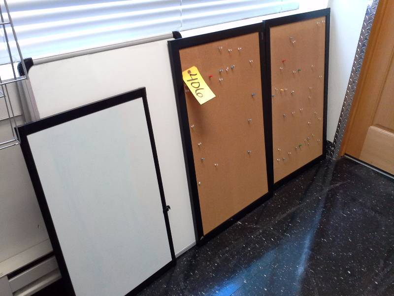 lot 406 image: Dry EraseCorkboard Lot