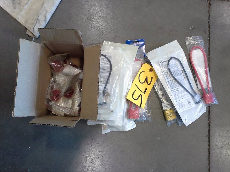 lot 375 image: Lot of Trigger Locks