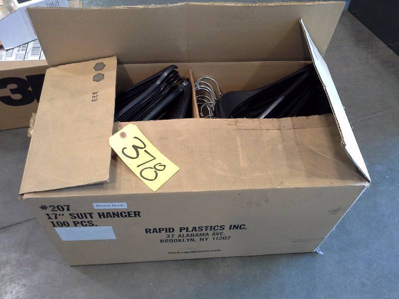 lot 378 image: 100 - 17 Plastic Suit Hangers