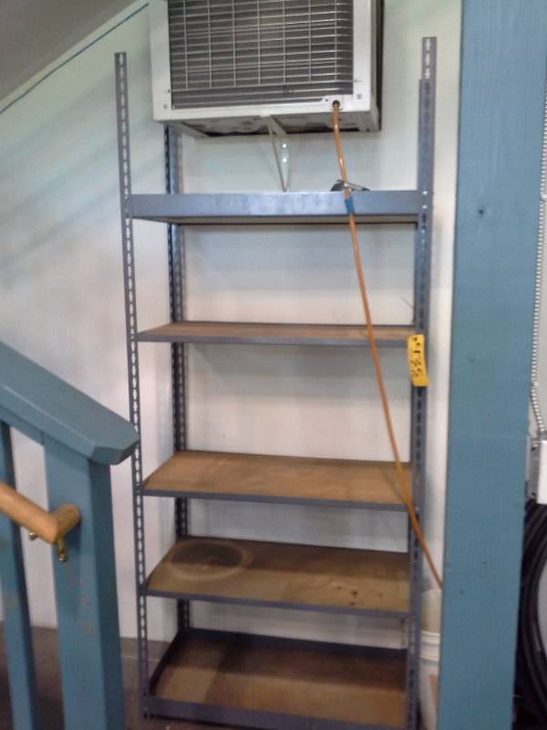 lot 435 image: Metal Storage Shelf
