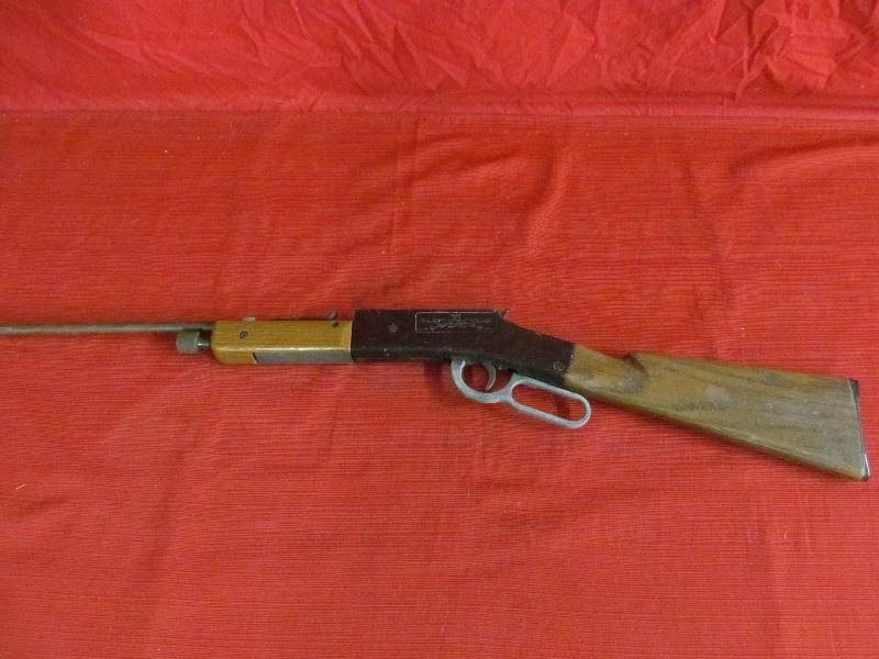 Crosman Pellet Gun
