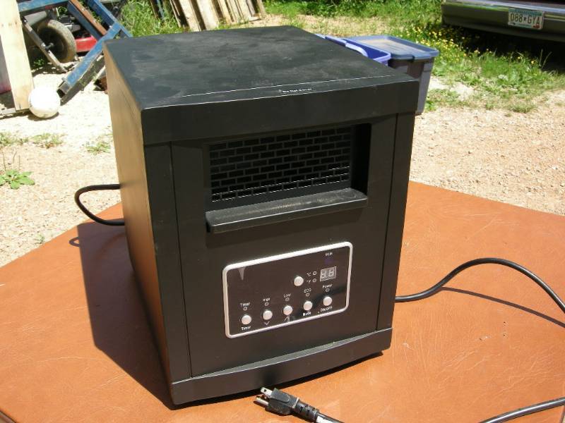 lot 35 image: Westpoint Renew 1500watt Infrared Heater