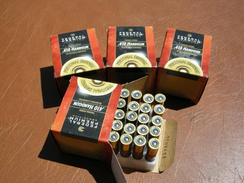 lot 30 image: 4 Boxes Federal .410 Handgun Shells Ammo