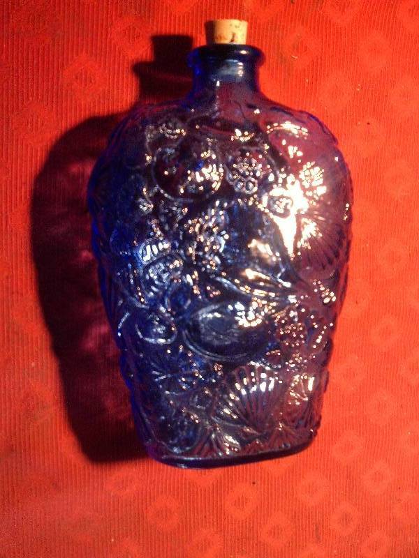 COBALT BLUE TEXTURED BOTTLE