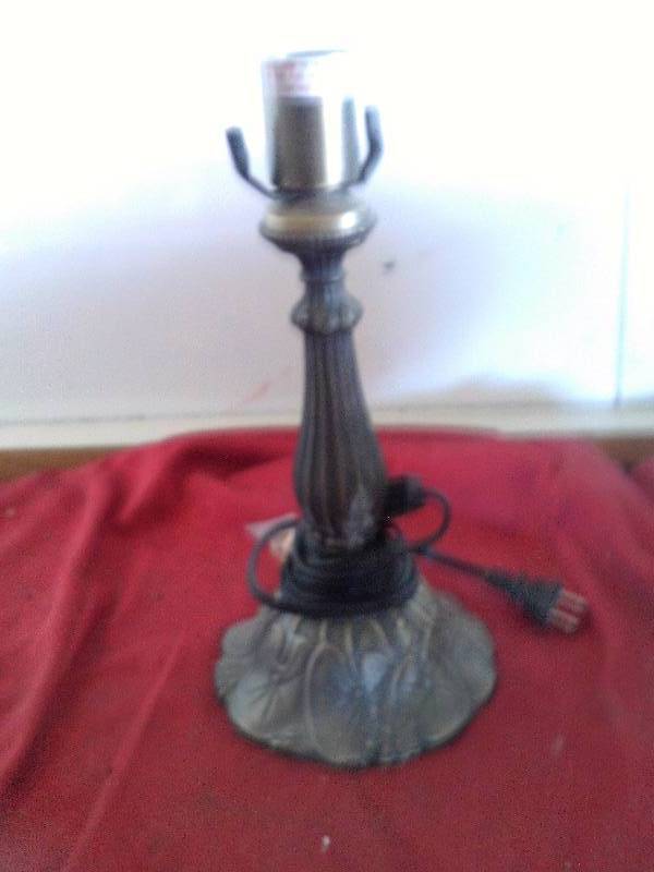 VINTAGE LAMP