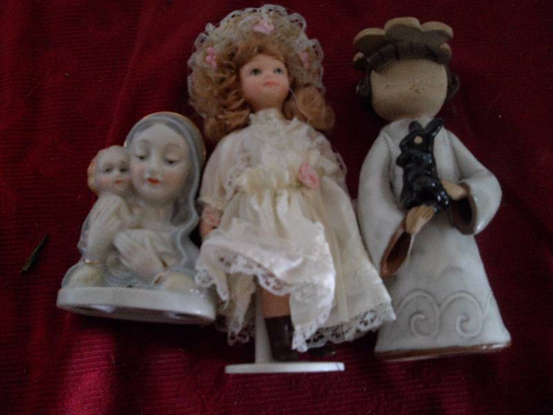 1 MOTHER MARY 1 ANGEL 1 DOLL