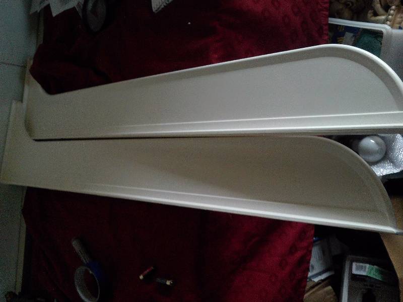 2 SHOWER TUB SIDE LINERS