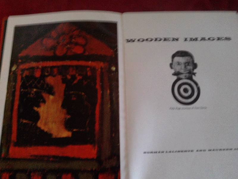 COLLECTIBLE WOODEN IMAGE BOOK