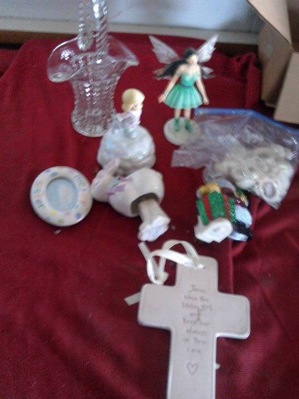 COLLECTIBLE GLASS