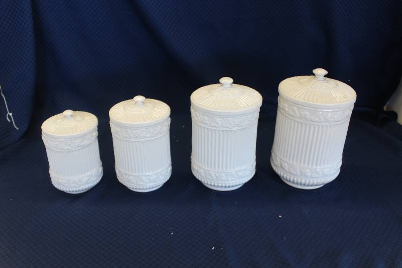 lot 337 image: Lot of (4) Italian Jars Signed and Numbered RM1360B,C