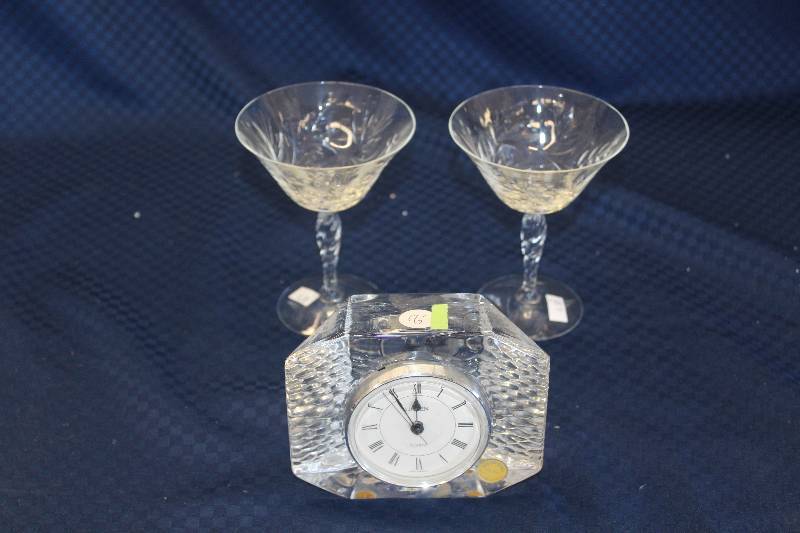 lot 343 image: Lot of (3) Glassware Including 1) Table Clock AND 2) Wine Glasses