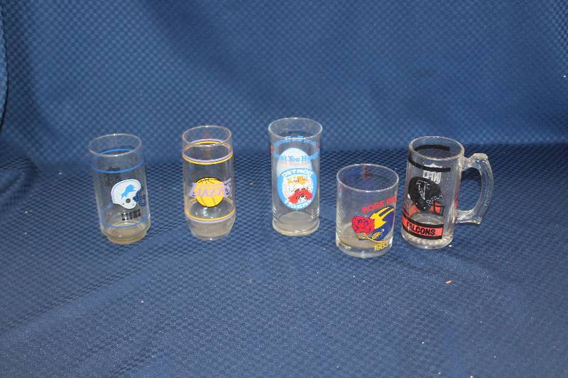 lot 355 image: Lot of Sports Glassware & Plasticware