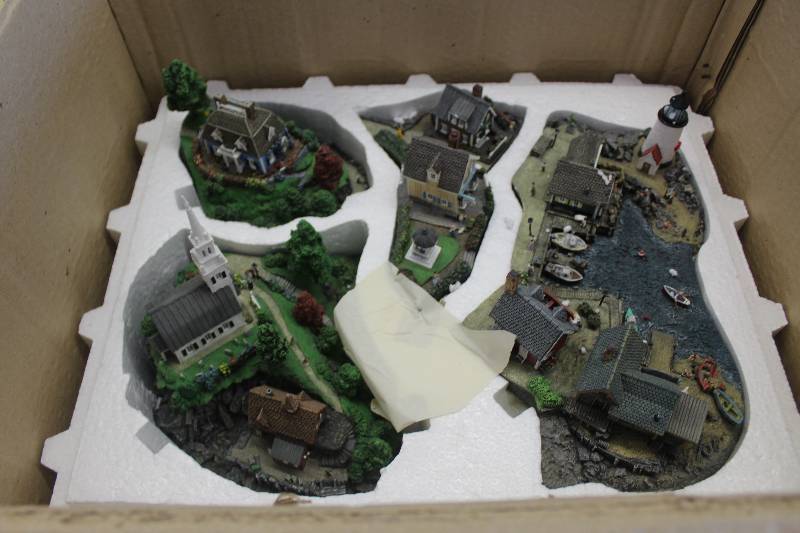 lot 369 image: Danbury Mint Fishermans Cove by Colin Gough
