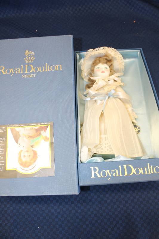 lot 11 image: Royal Doulton Kate Greenaway Collection Vera Evelyn Samuel Doll