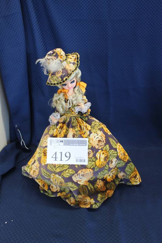 lot 419 image: Bradley Imports Dorene Doll