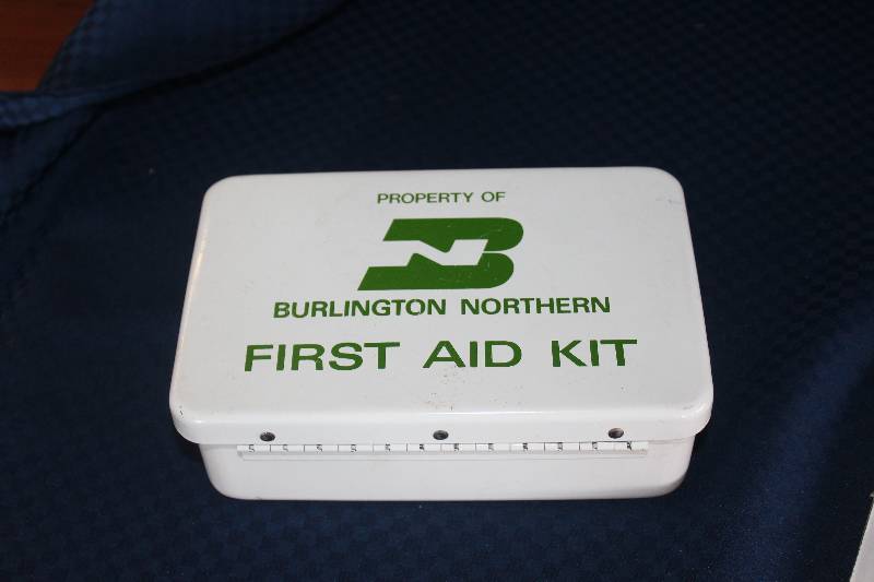 lot 474 image: Vintage Burlington Northern First Aid Kit