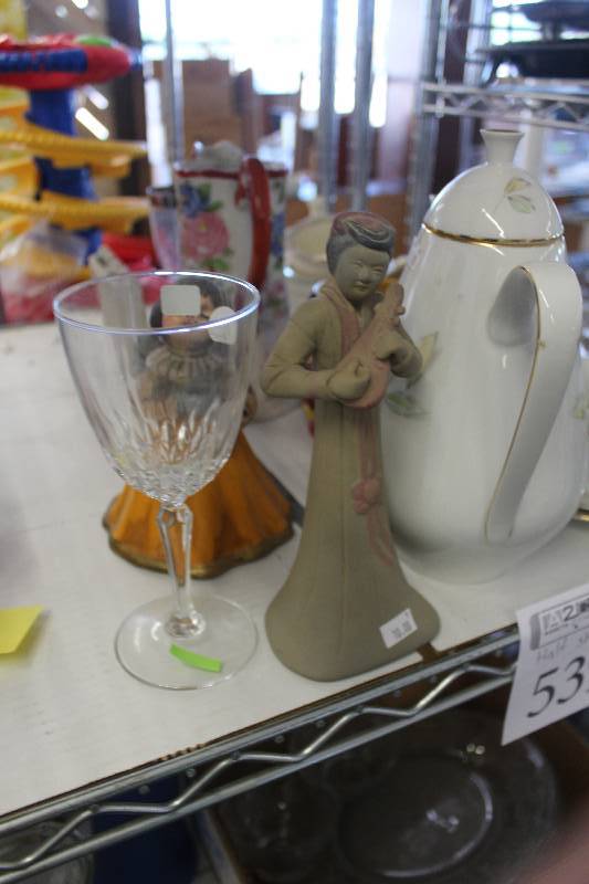 lot 539 image: Half Shelf Lot Of Ceramic, Glass Decorations, Tableware