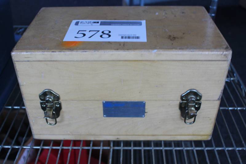 lot 578 image: ITI Seagate Arbor