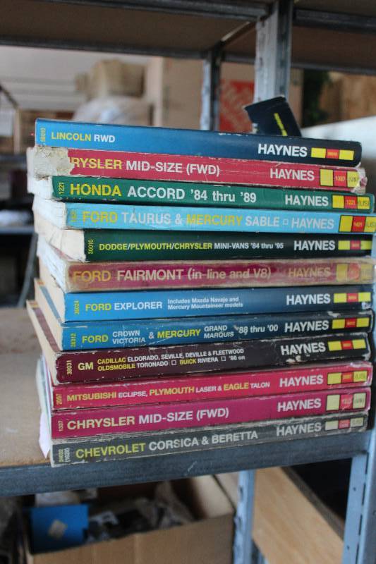 lot 594 image: Lot of (12) Vintage Automotive Manuals